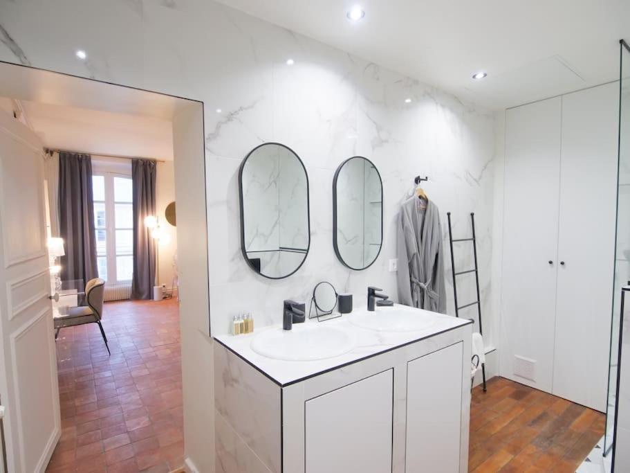 Apartament Charme Et Modernite Au Coeur Du Quartier St Louis Wersal Zewnętrze zdjęcie