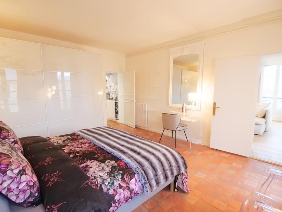 Apartament Charme Et Modernite Au Coeur Du Quartier St Louis Wersal Zewnętrze zdjęcie